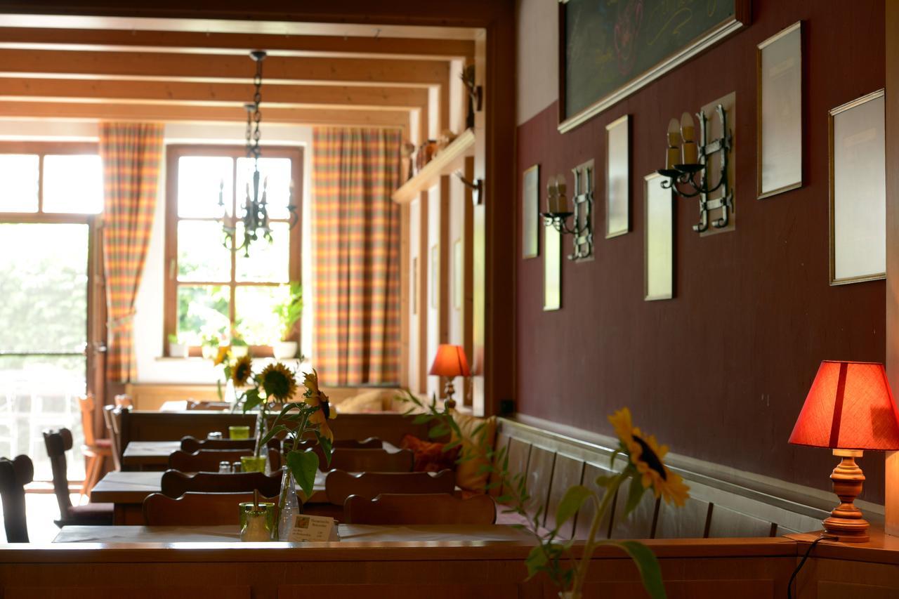 Hotel Am Regenbogen Cham Extérieur photo